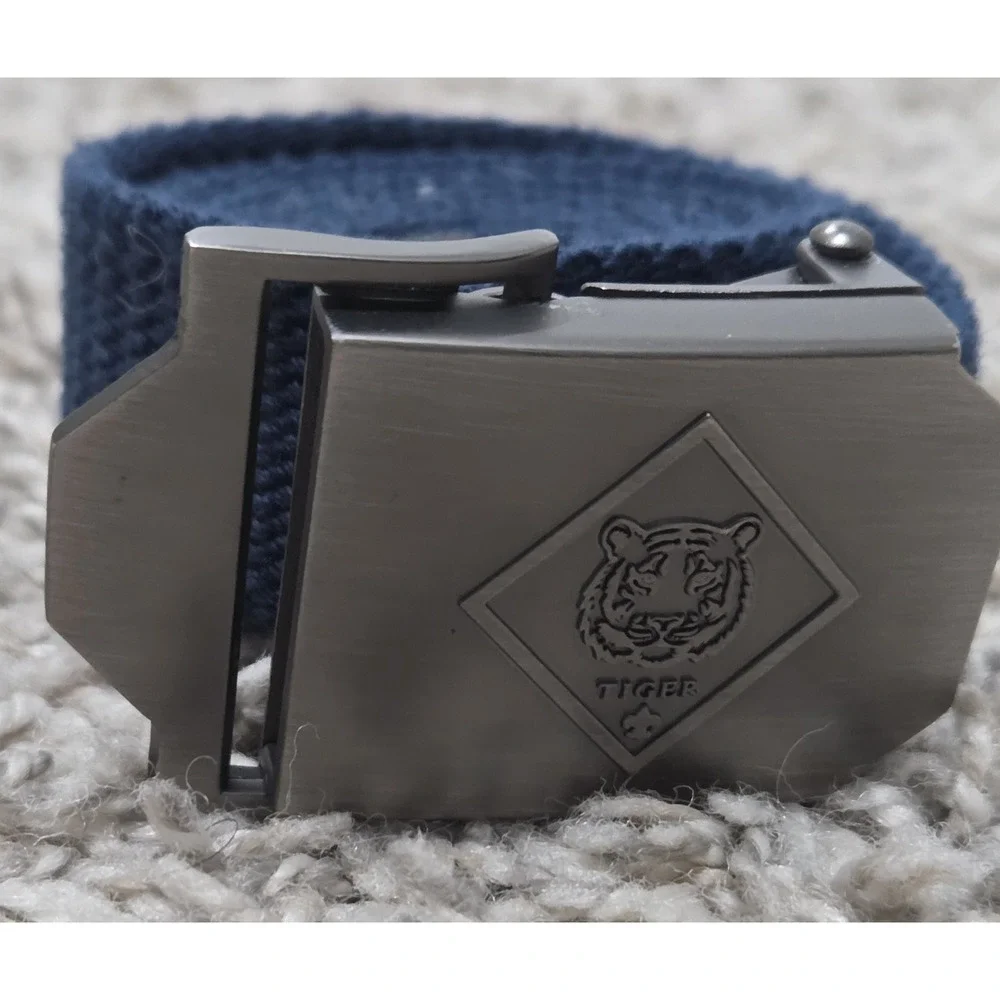BSA Cub Scout Tiger Belt Blue Metal Buckle Uniform Web Belt Youth Size Vtg